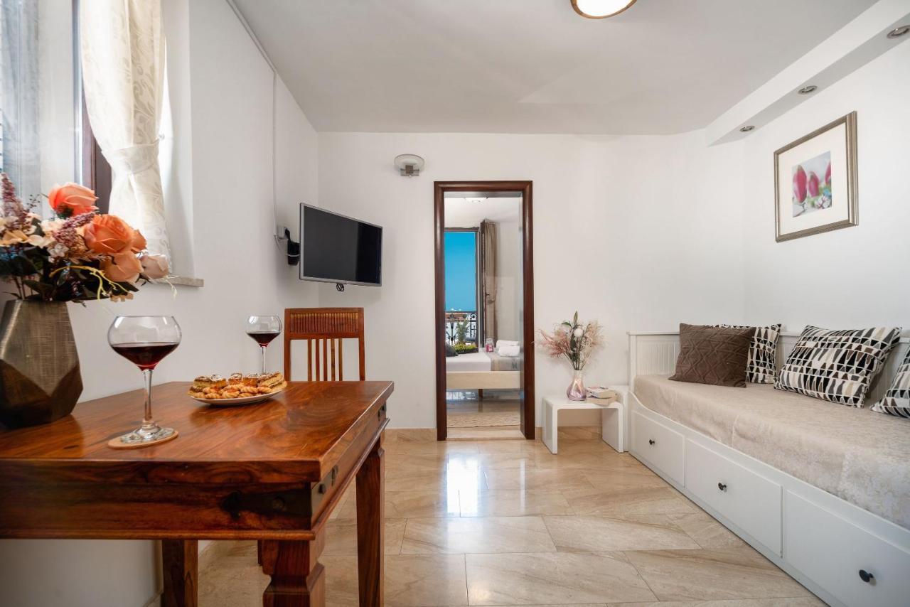 Luxury Apartments Perko Kastela Ngoại thất bức ảnh