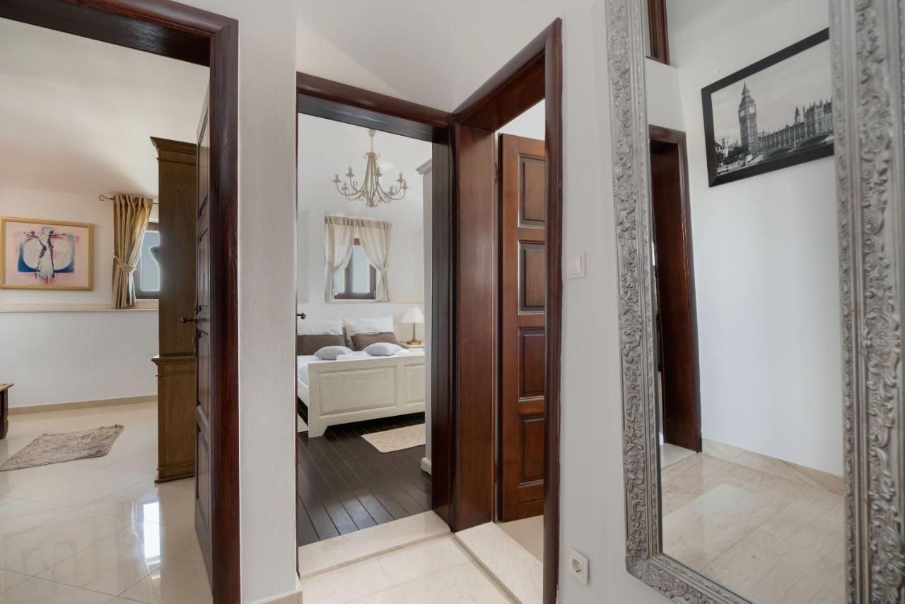 Luxury Apartments Perko Kastela Ngoại thất bức ảnh